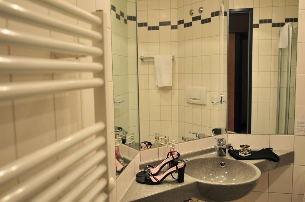 Akzent Hotel Stadt Schluechtern ***S Zewnętrze zdjęcie